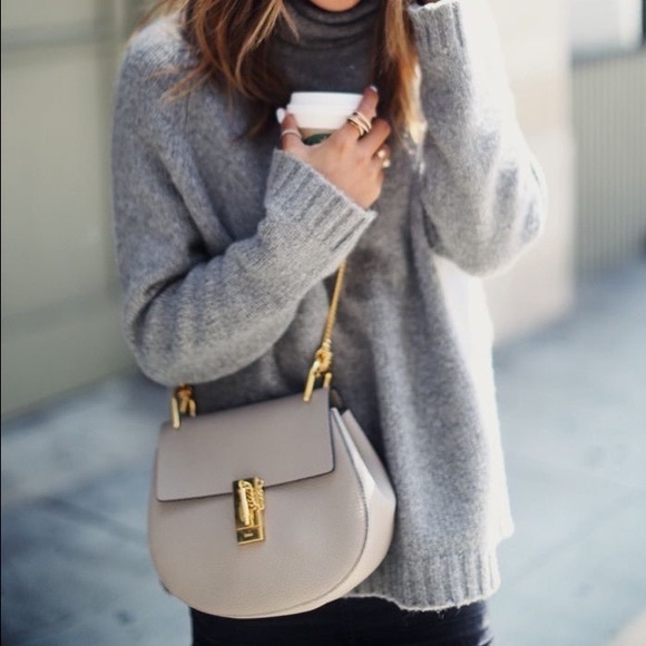 CHLOE | Drew Shoulder Bag in Grained Lamb Skin (MOTTY GREY) - Picture 11 of 12